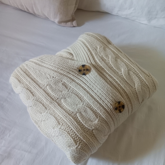 GAP Sweaters - NWT- Gap 100% Cotton Cable Knit Cardigan